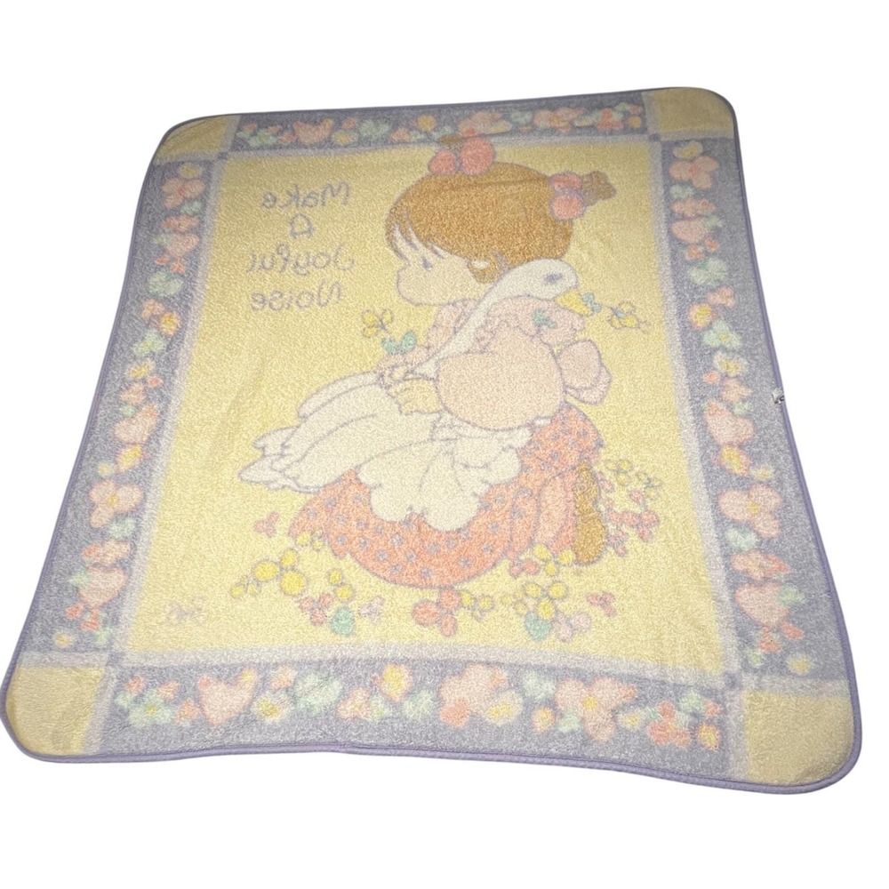 VTG Precious Moments Joyful Noise Baby Blanket Fleece Christian cottage 49x58 - Picture 5 of 7